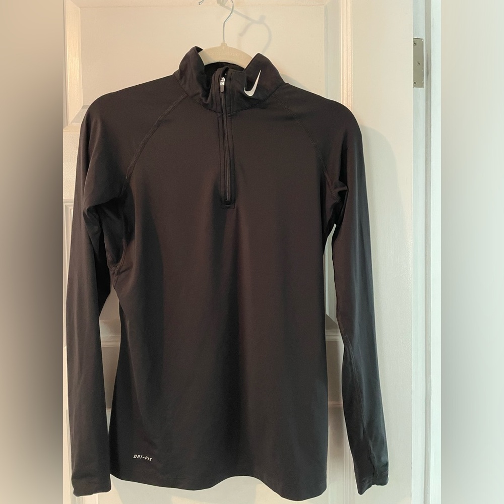 Nike Pro Combat fitted women’s dri-fit quarter zip